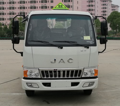 江特牌JDF5070XRYHFC5型易燃液體廂式運(yùn)輸車